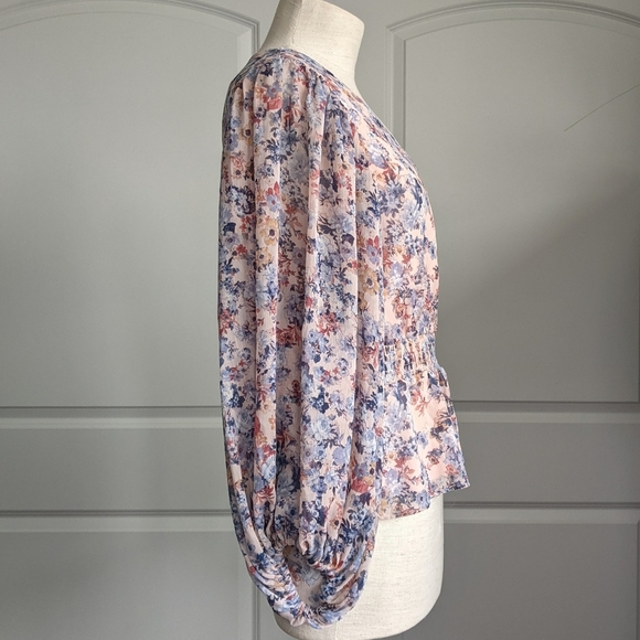1. State Blouse V-Neck Long Sleeves Sheer Floral Peplum Waist Pink Blues M NWT - Picture 8 of 15